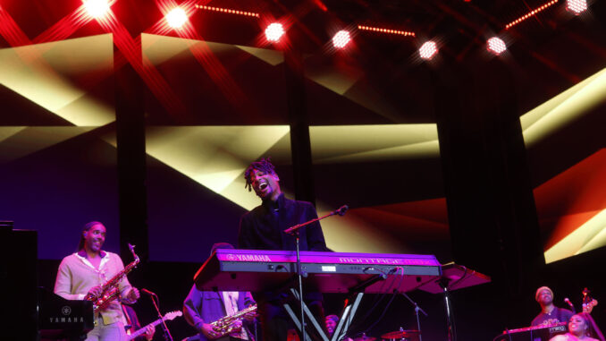 ns25_24_183758_3283_c Jon Batiste performing at NAMM 2025